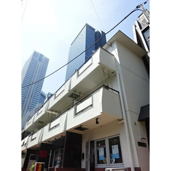 東京都新宿区西新宿７丁目(賃貸マンション2DK・2階・29.61㎡)の写真 その1