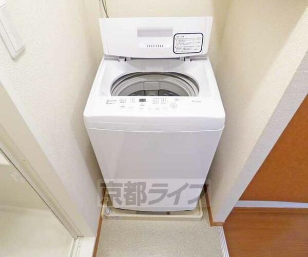 画像14:洗濯機です。