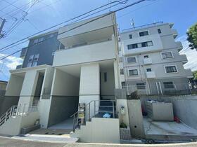 兵庫県神戸市中央区野崎通２丁目