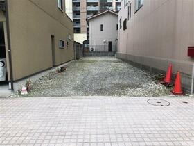 石川県金沢市本町１丁目