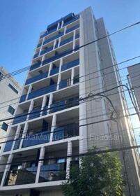 東京都港区南麻布１丁目