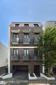 東京都中野区弥生町１丁目