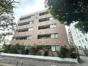 エバーグリーンパレス新宿　一メゾネットタイプ一