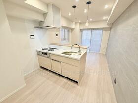 ライオンズプラザ東麻布　６０５