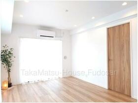 〜「代々木公園」５分〜富ヶ谷セントラル