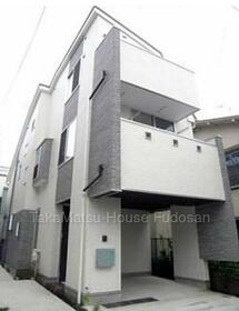 東京都渋谷区初台１丁目