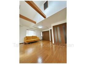 東京都文京区西片２丁目