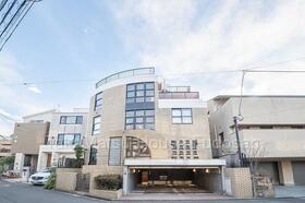 東京都渋谷区大山町