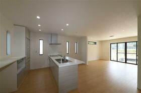 京都府八幡市男山吉井