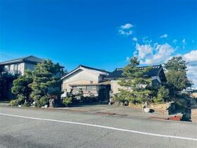 石川県白山市上柏野町