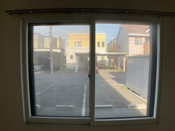 画像10:窓が大きいので風の通りが良さそうですね！！