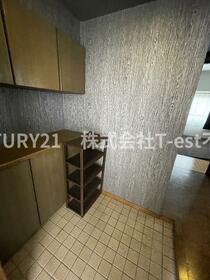 アーバンタワー麻里布