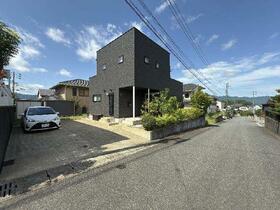 佐賀県伊万里市大坪町甲