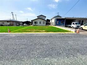 青森県八戸市大字尻内町字下根市