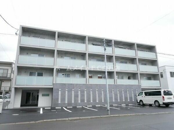 北海道札幌市白石区菊水八条３丁目(賃貸マンション1LDK・2階・39.90㎡)の写真 その1