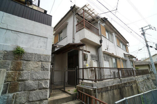 兵庫県神戸市中央区山本通３丁目（一戸建）の賃貸物件1－2の外観