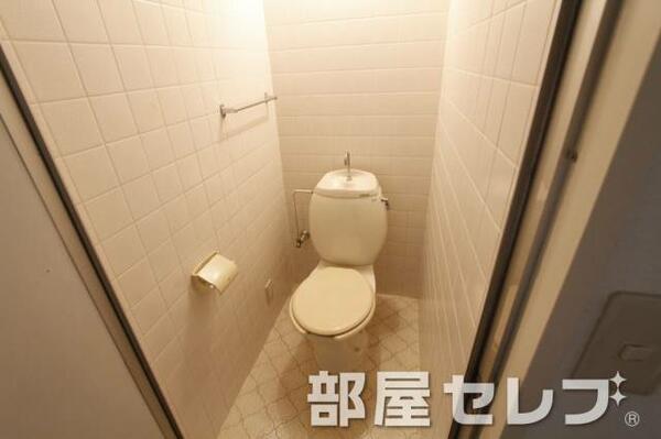 画像9:清潔感ある綺麗なトイレです。
