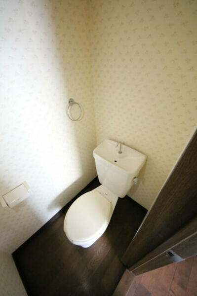 画像8:清潔感たっぷりのトイレです。入るとホッとする、そんな空間。