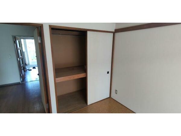 apartment 埼玉県東松山市神明町１丁目
地図を見る