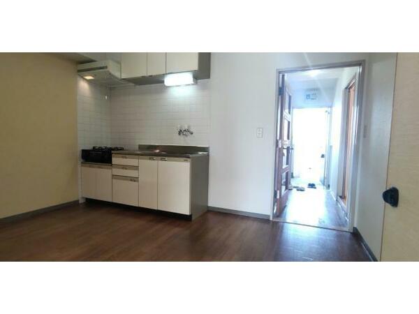 apartment 埼玉県東松山市神明町１丁目
地図を見る