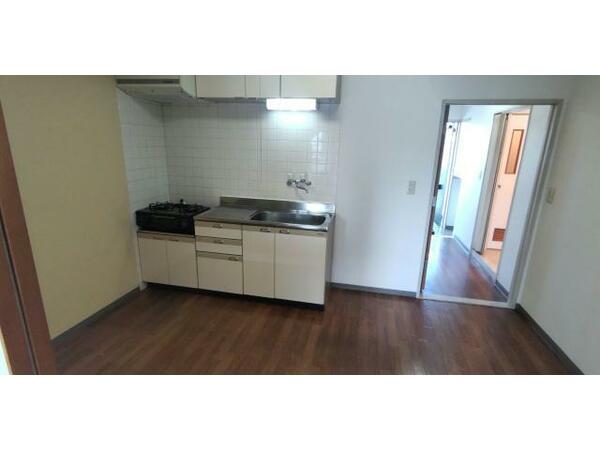 apartment 埼玉県東松山市神明町１丁目
地図を見る