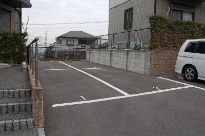 画像14:駐車場（縦列）