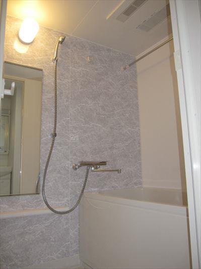画像2:浴室