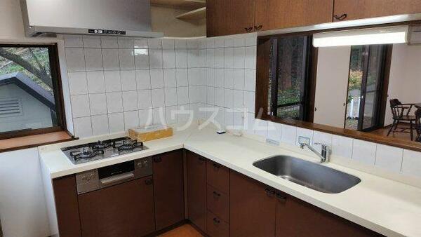 detached 埼玉県入間郡越生町大字黒山

地図を見る