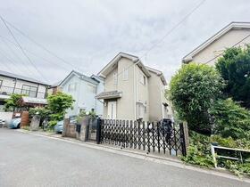 東京都三鷹市中原１丁目