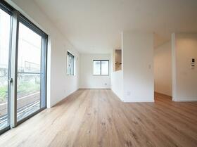 神奈川県逗子市桜山５丁目