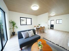 神奈川県三浦郡葉山町一色