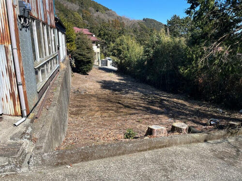 Land, 神奈川県 足柄下郡湯河原町