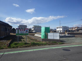 群馬県伊勢崎市田部井町１丁目