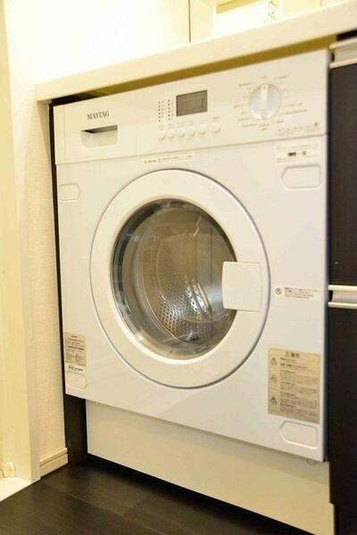 画像16:ドラム式洗濯乾燥機