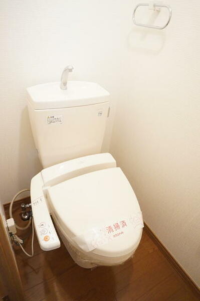画像12:★★温水洗浄便座付きのトイレです★★