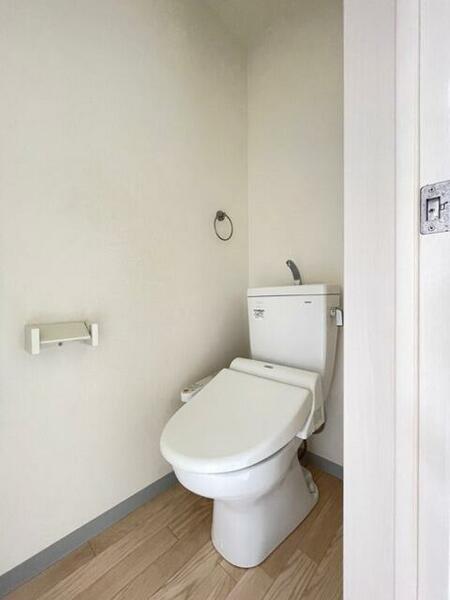 画像8:キレイに清掃されたトイレは清潔感がり気分もよくなります。