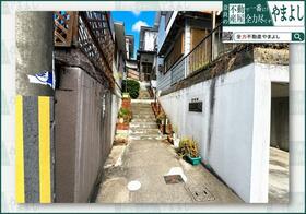 奈良県大和郡山市小泉町