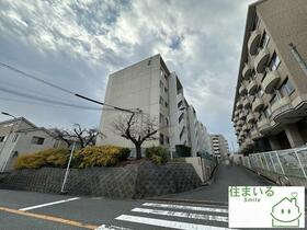 枚方ハイツ２号棟