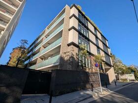 東京都目黒区目黒１丁目