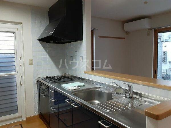 detached 東京都小金井市中町２丁目

地図を見る