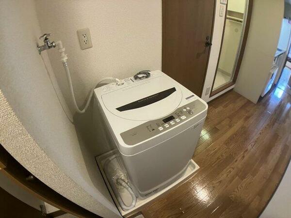 画像9:洗濯機です