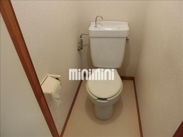 画像7:清潔感のあるトイレです