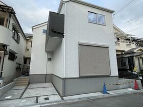 大阪府枚方市招提南町1丁目