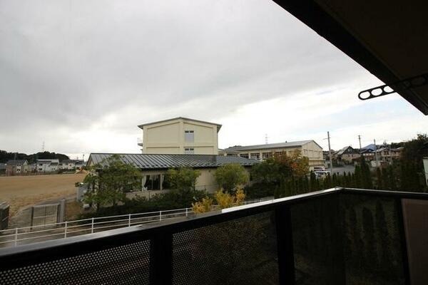 detached 宮城県富谷市成田３丁目

地図を見る