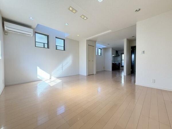 detached 東京都目黒区南２丁目

地図を見る