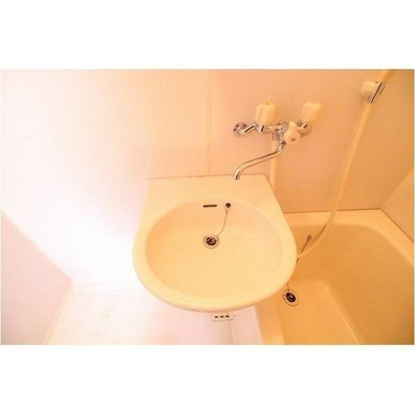 apartment 茨城県稲敷郡美浦村大字茂呂
地図を見る