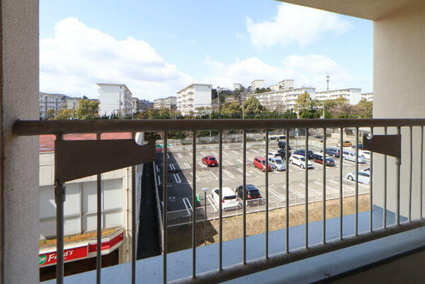 画像12:バルコニーからの眺め