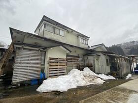 秋田県山本郡藤里町大沢字滝の沢出口