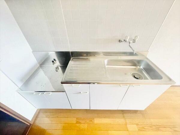 detached 東京都福生市南田園１丁目

地図を見る