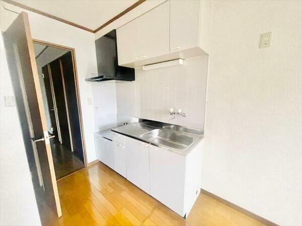 detached 東京都福生市南田園１丁目

地図を見る